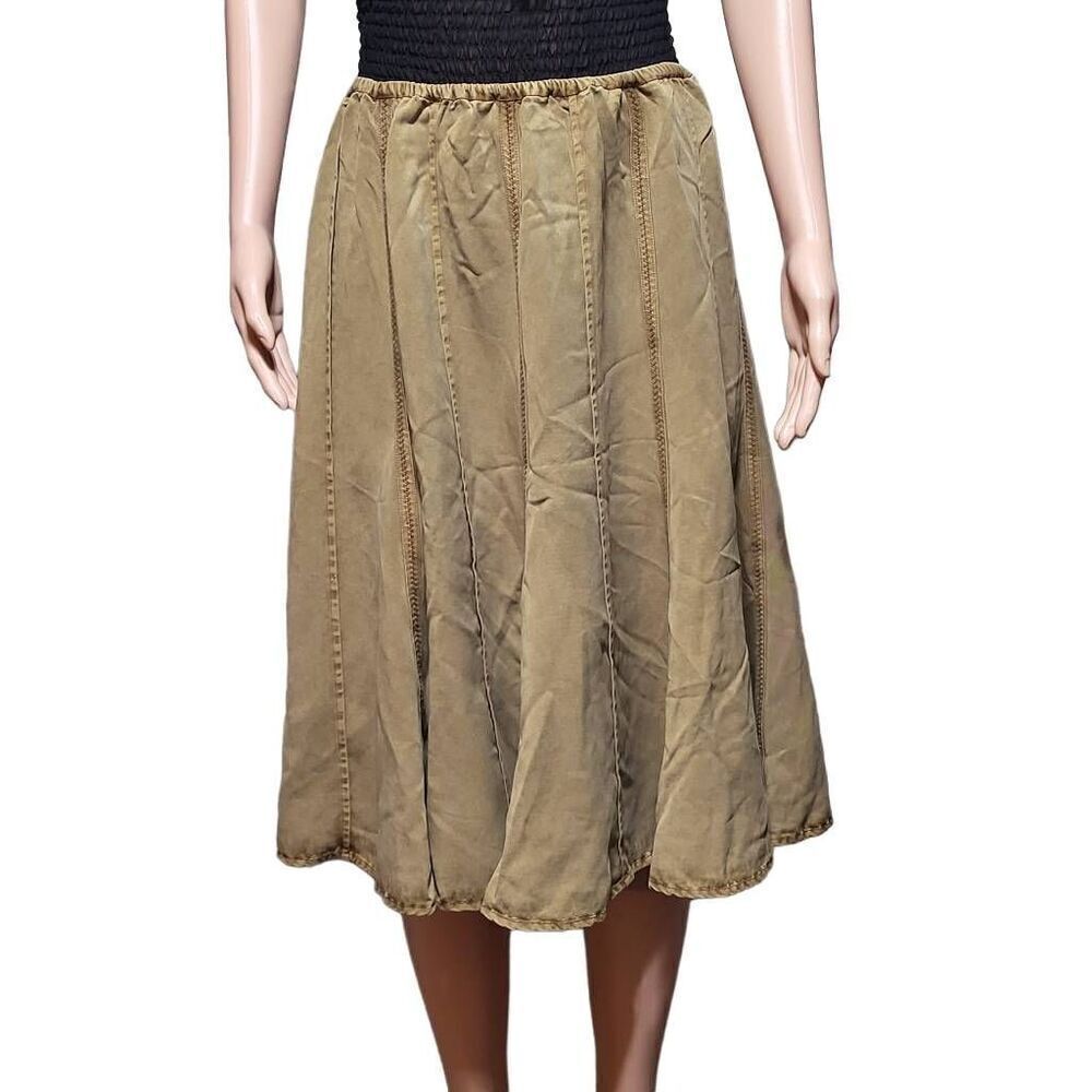 Women's Tan pleated detail pull-on elastic waist skirt M